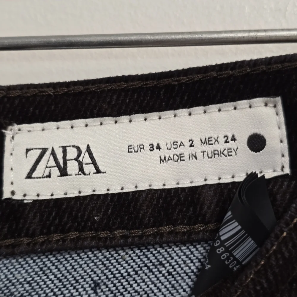 Zara Chocolate Brown Black Straight-Leg Velvet Pants - Picture 4 of 8